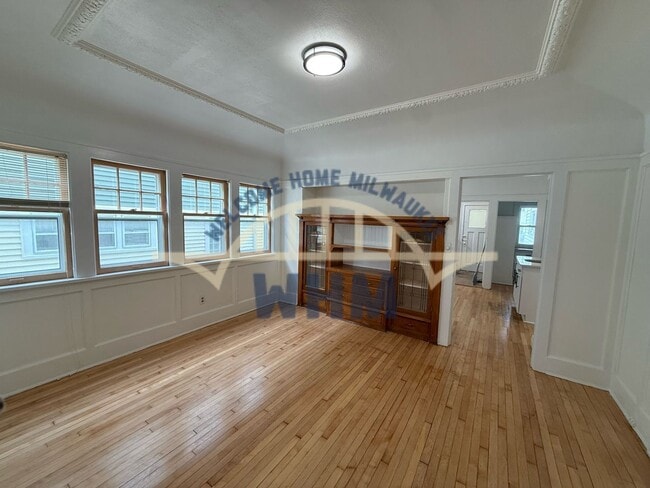 1607 N 52nd St Unit Lower