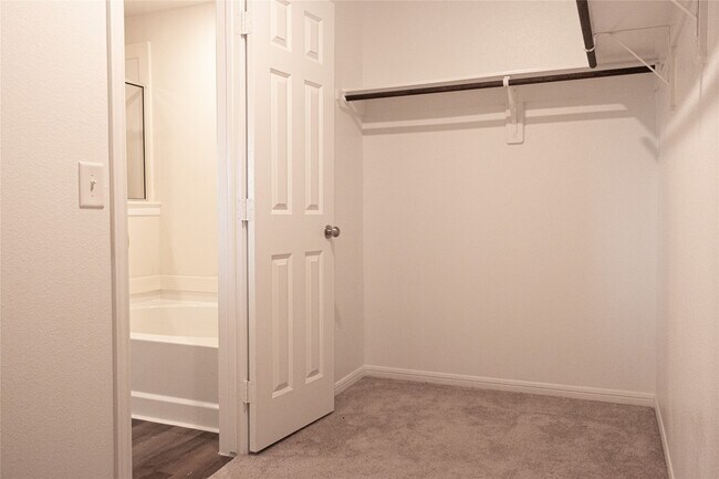 Photo - 14511 Sweet Cherry Dr