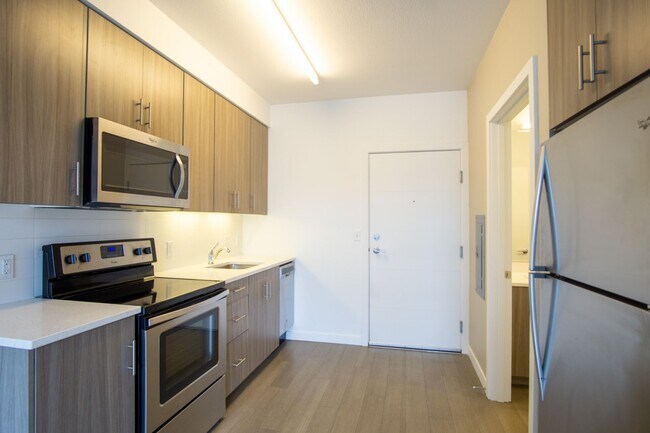 Photo - Modern & Sleek 1Bdr w/Floor-to-Ceiling Windows + Pet OK! Unit 306