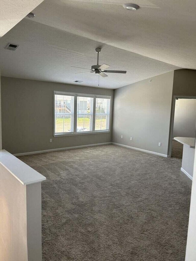 Photo - 2289 Piazza RDG