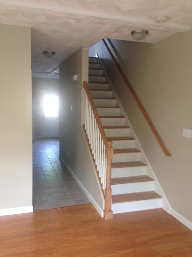 Photo - 34 Smith Ave