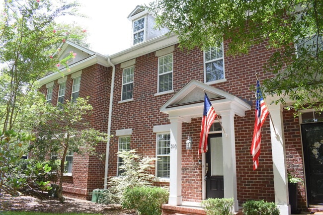 Photo - 393 Whisper Park Dr Townhome