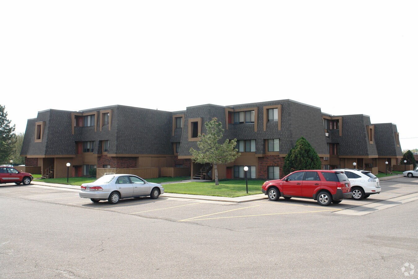 Brookhollow Apartments - Brookhollow Apartments