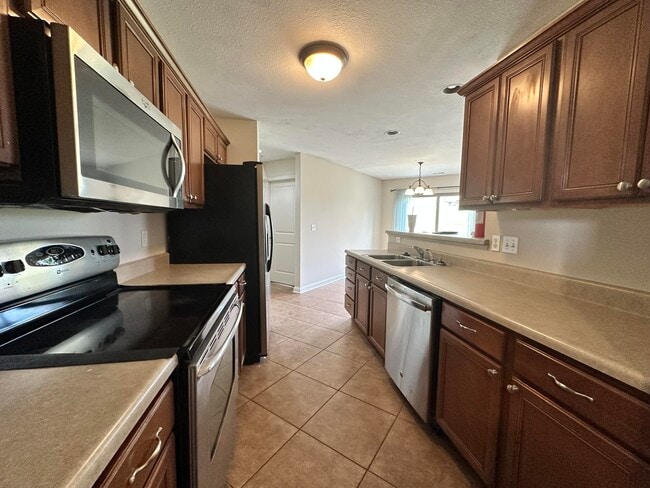 Photo - 5711 Vero Way