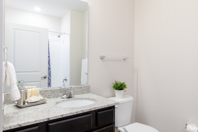 1BR 1BA - 687SF