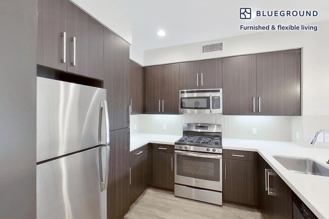 Photo - 1000 Lupine Unit FL2-ID4713A