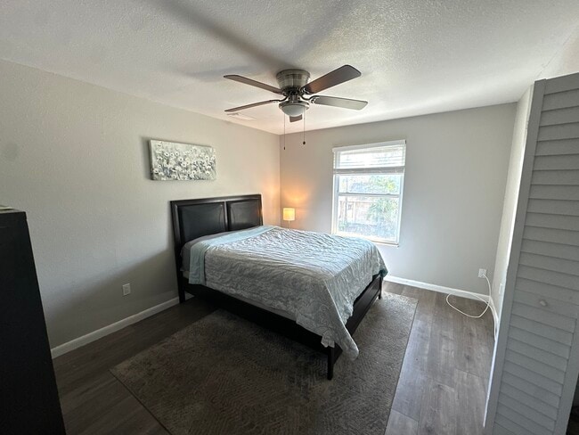 Photo - 999 Dr Martin Luther King Jr St S Unidad 4