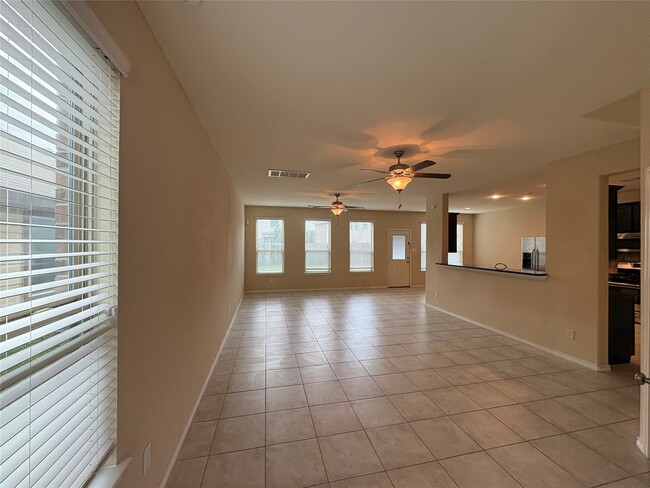 Photo - 1410 Spencer Glen Ln