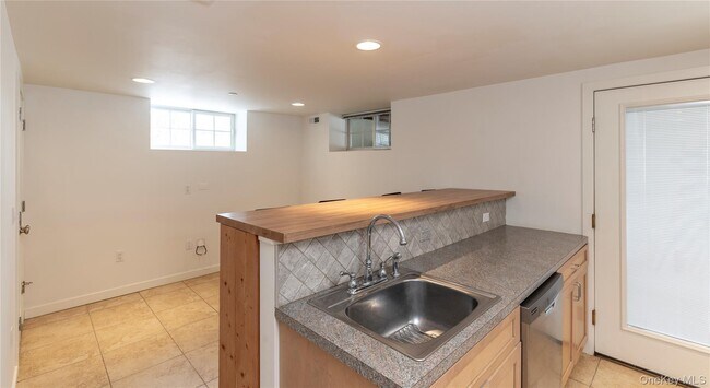 Photo - 40 Prospect St Unit 1