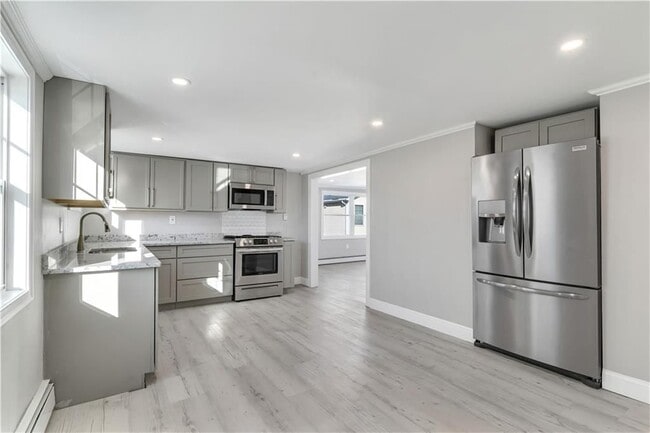 Photo - 43 Jenkins St Unit 3