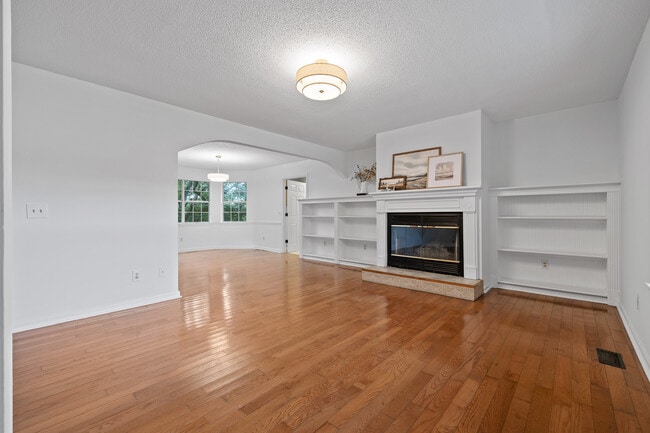 Photo - 224 N Brent Dr