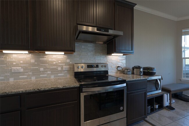 Photo - 404 Kaden Prince Dr