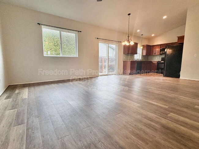 Photo - 2648 Iago St