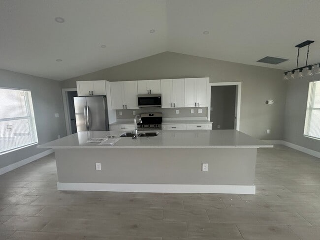 Photo - Brand new construction never lived in 4/3