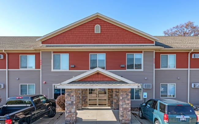 The Residences at 843 Oak