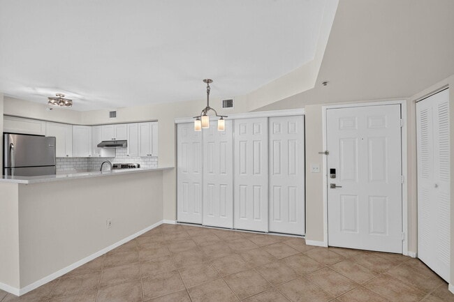 Photo - 107 Yacht Club Way Unit 208