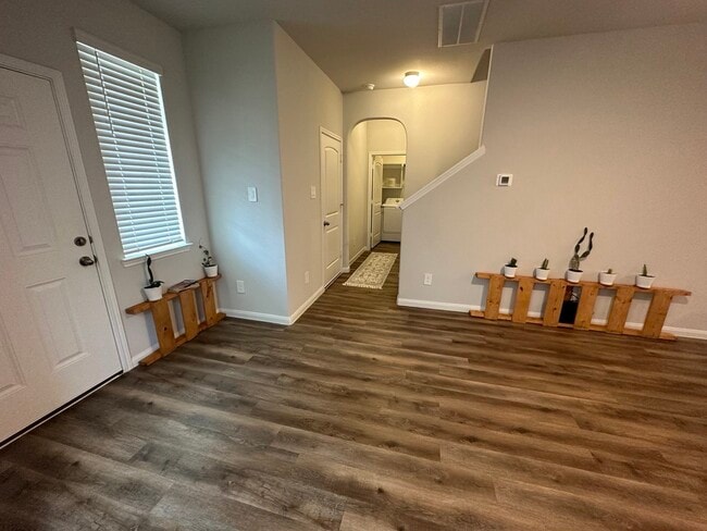 Photo - 968 Harper Ln