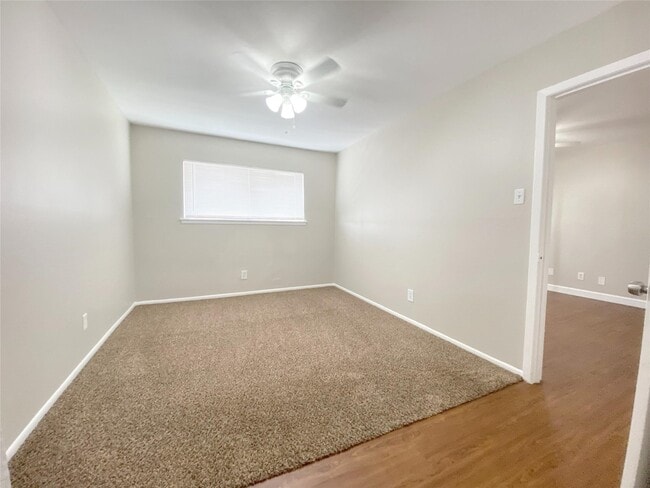 Building Photo - 1141 N Durham Dr Unit 12 Rental