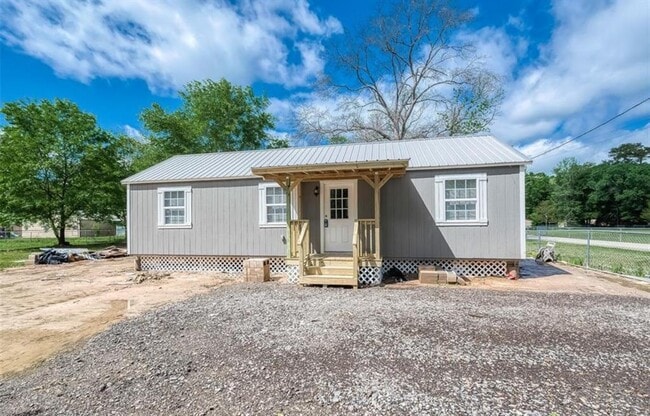 Building Photo - 22086 Little Dirt Rd Rental