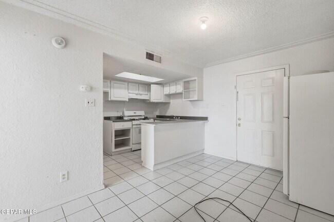 Photo - 13113 Violeta Ln