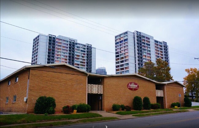 Welcome Home to Parkewood!