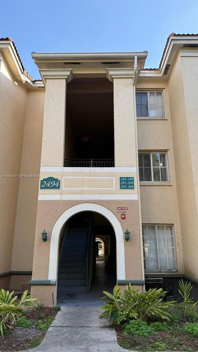 Photo - 2494 Centergate Dr Unit 305