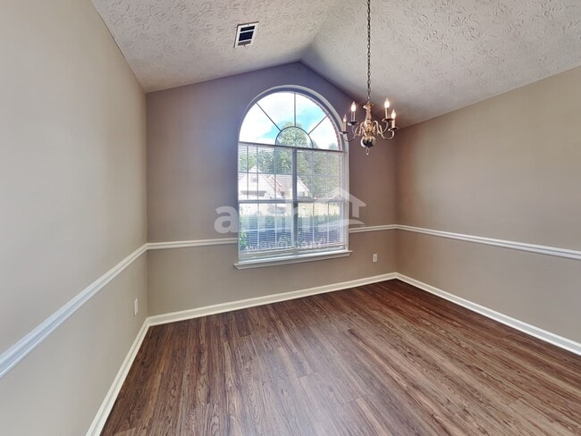 Photo - 1300 Wilkes Crest Dr