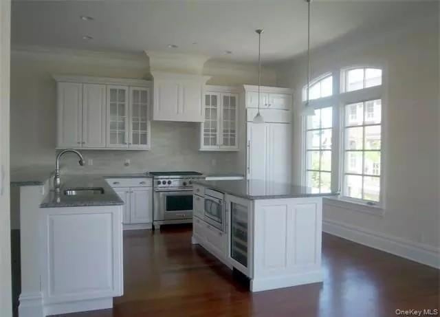 Photo - 129 W Main St Unit 129