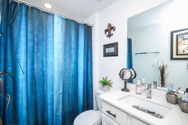 Building Photo - 7723 Golden Rubia Ln