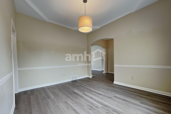 Photo - 5106 Guffin Rd