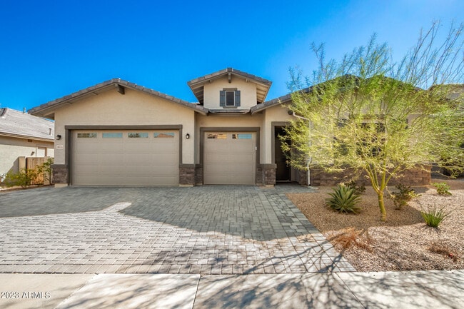 Photo - 18335 W Summerhaven Dr House