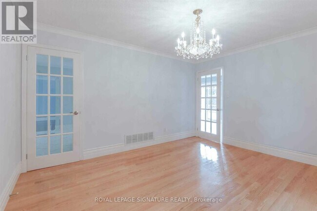 Photo - 14 Canterbury Crescent