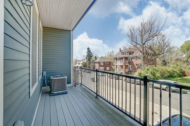 Photo - 440 Northern Ave