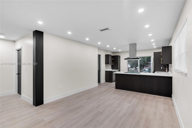 Photo - 1253 NW 44th St