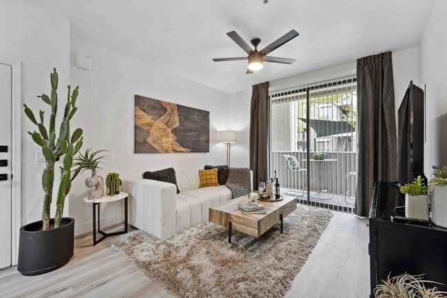 Zona Westgate, Glendale, AZ, Área habitable