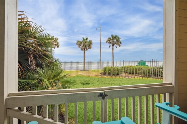 Photo - 7000 Seawall Blvd Unit 1017