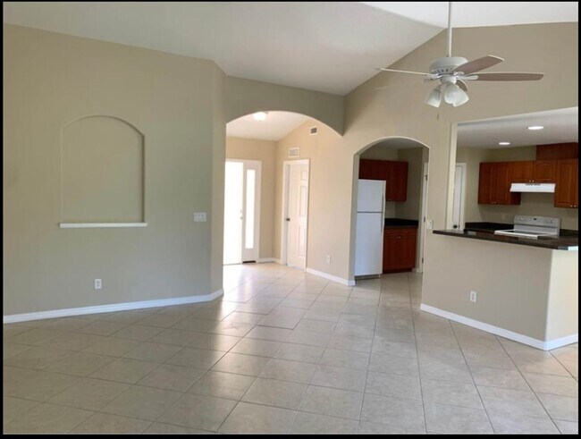 Photo - Charming 4 bed - 2 bath in North Port, Available Now!