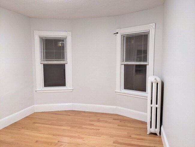 Photo - 25 Moreland St Unit 2