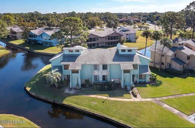 Building Photo - 114 Blue Heron Dr