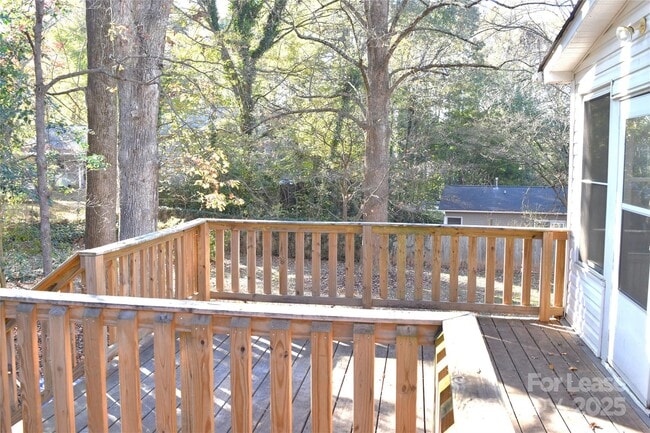 Photo - 320 W Stewart Ave