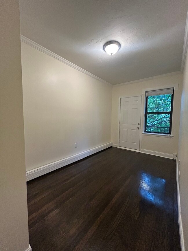435 Walnut Ave Unit 6
