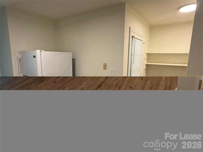 544 Blendwood Dr