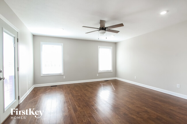 Photo - 6775 Anna Ct