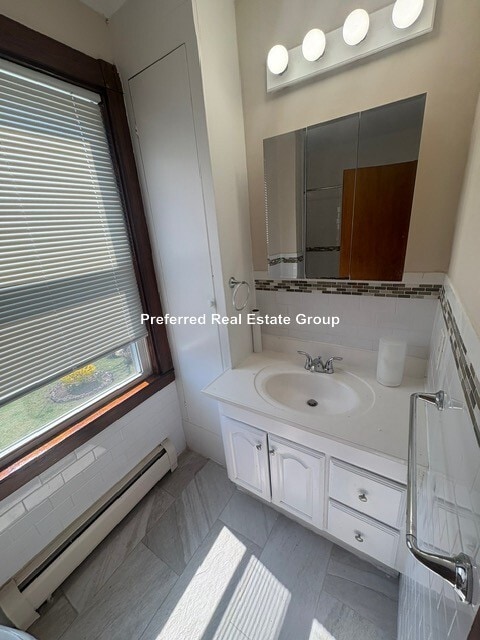 Photo - 5 Oakland St