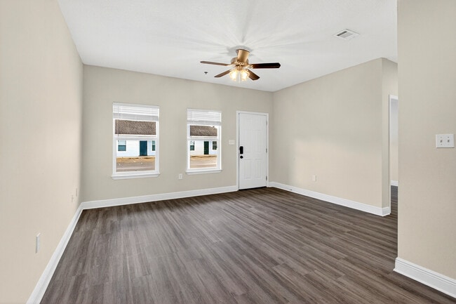 Building Photo - The Quarters Apartments