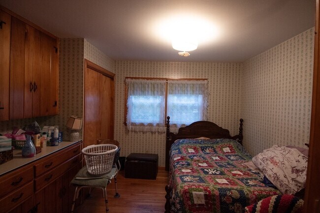 Photo - 227 Green River Rd