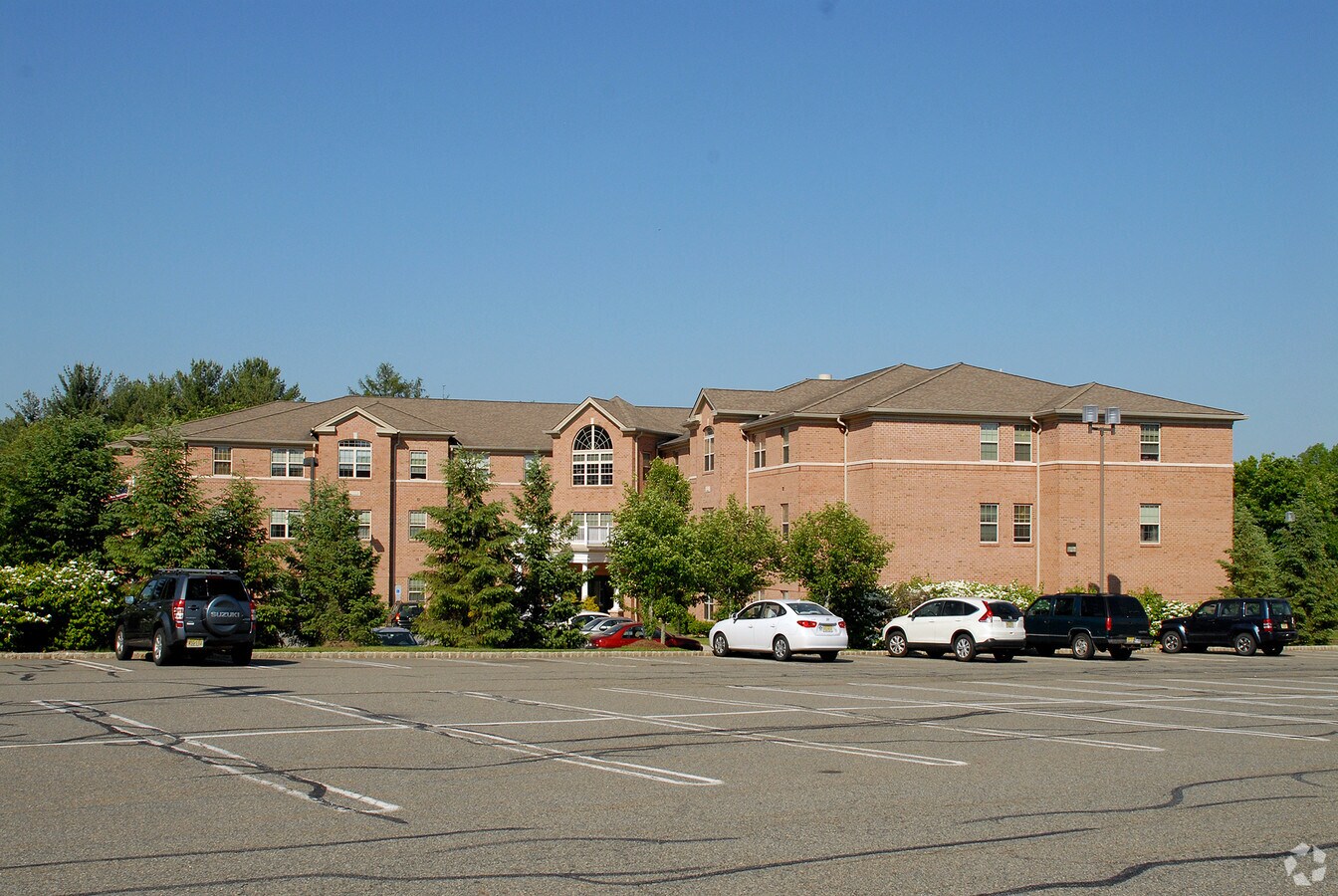 Photo - Jefferson Chase Apartments