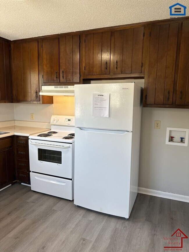 Photo - 1702 Olive St