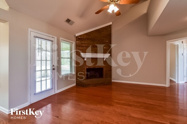 Photo - 4358 Winding Hollow Way