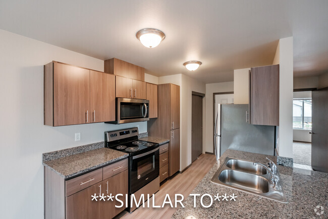 Building Photo - 4 Corners Apartments
